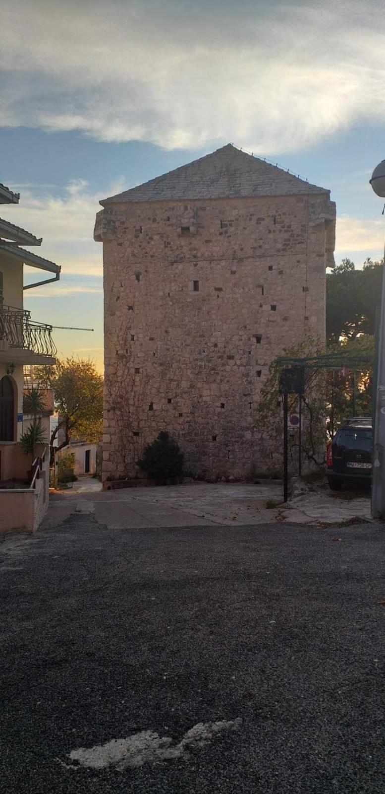 Apartments Knezic Igrane Εξωτερικό φωτογραφία