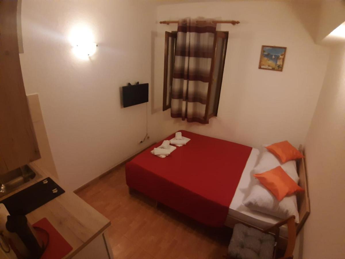 Apartments Knezic Igrane Εξωτερικό φωτογραφία