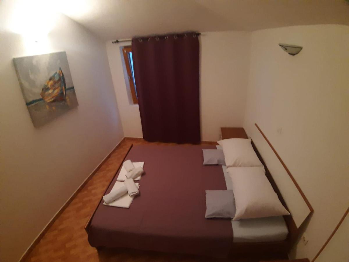 Apartments Knezic Igrane Εξωτερικό φωτογραφία