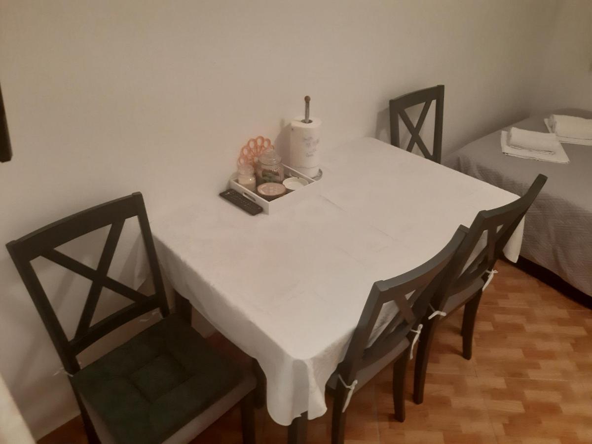 Apartments Knezic Igrane Εξωτερικό φωτογραφία
