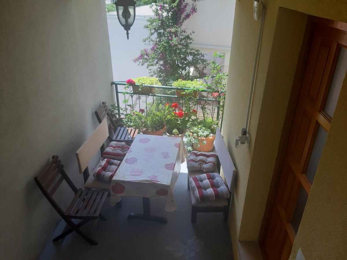 Apartments Knezic Igrane Εξωτερικό φωτογραφία