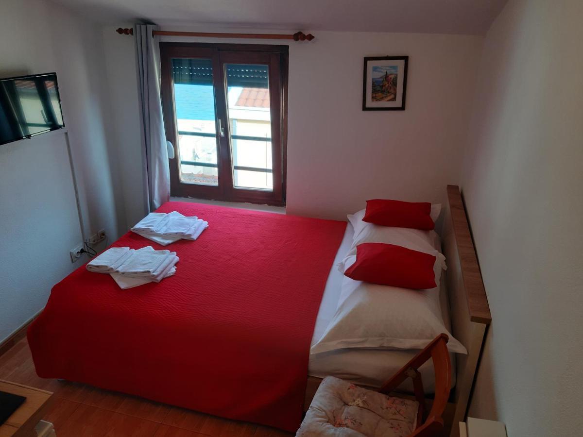 Apartments Knezic Igrane Εξωτερικό φωτογραφία